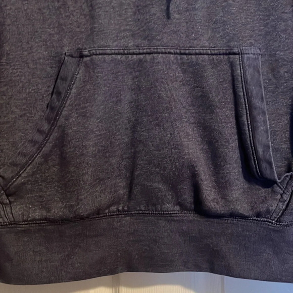 Rivalry Threads Notre Dame women’s blue hoodie size medium - Picture 5 of 9